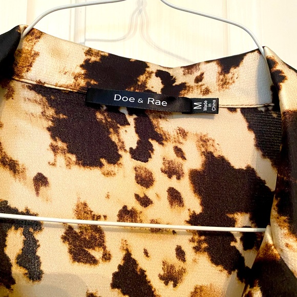 Animal print blouse - Picture 2 of 3